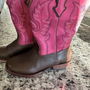 Gently worn Roper Kid’s Boots size 10
